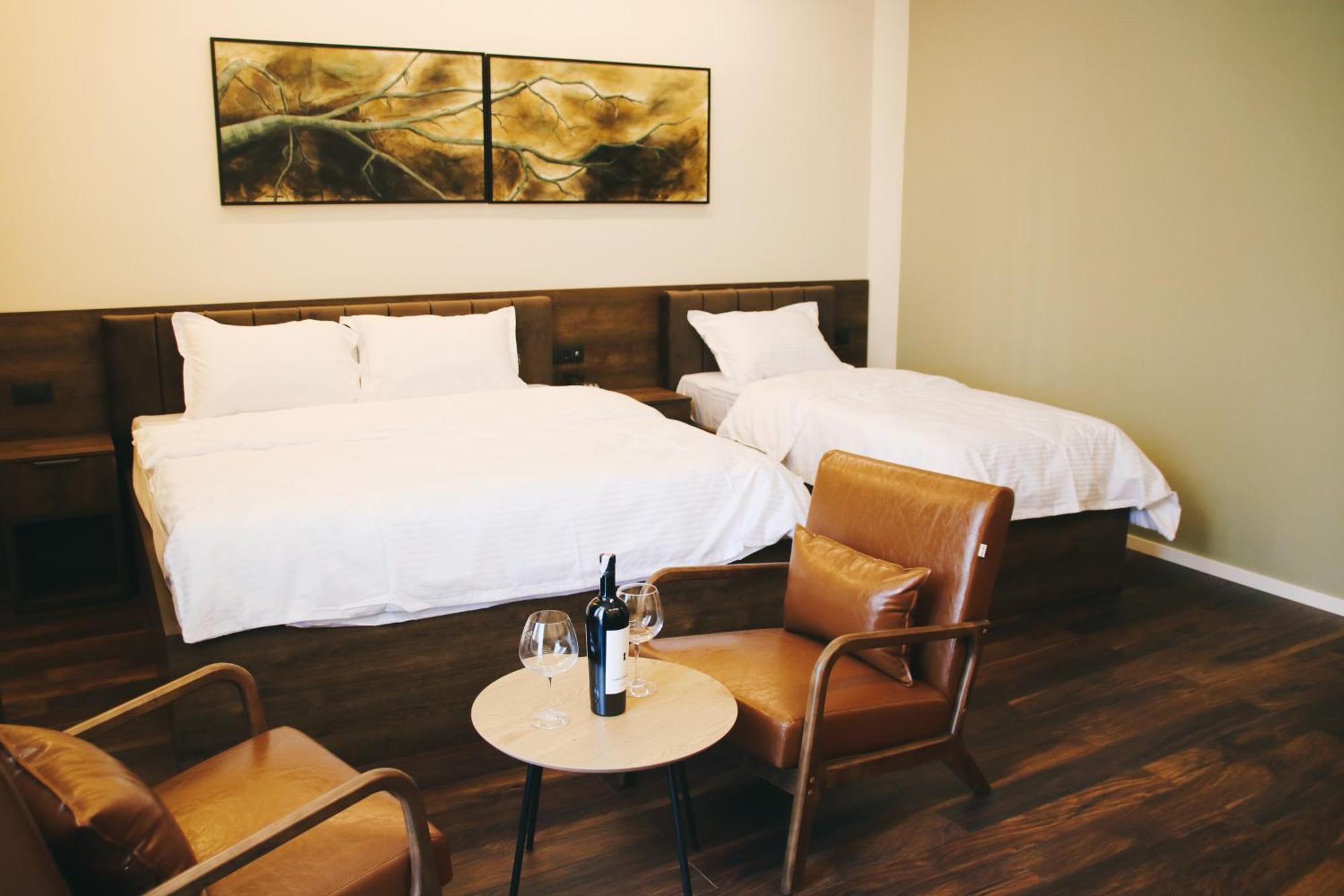 Hotel Rozafa Suhareke 외부 사진